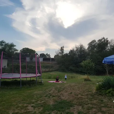 펜션 Reizendes Mit Swimmingpool Naehe Ostsee
